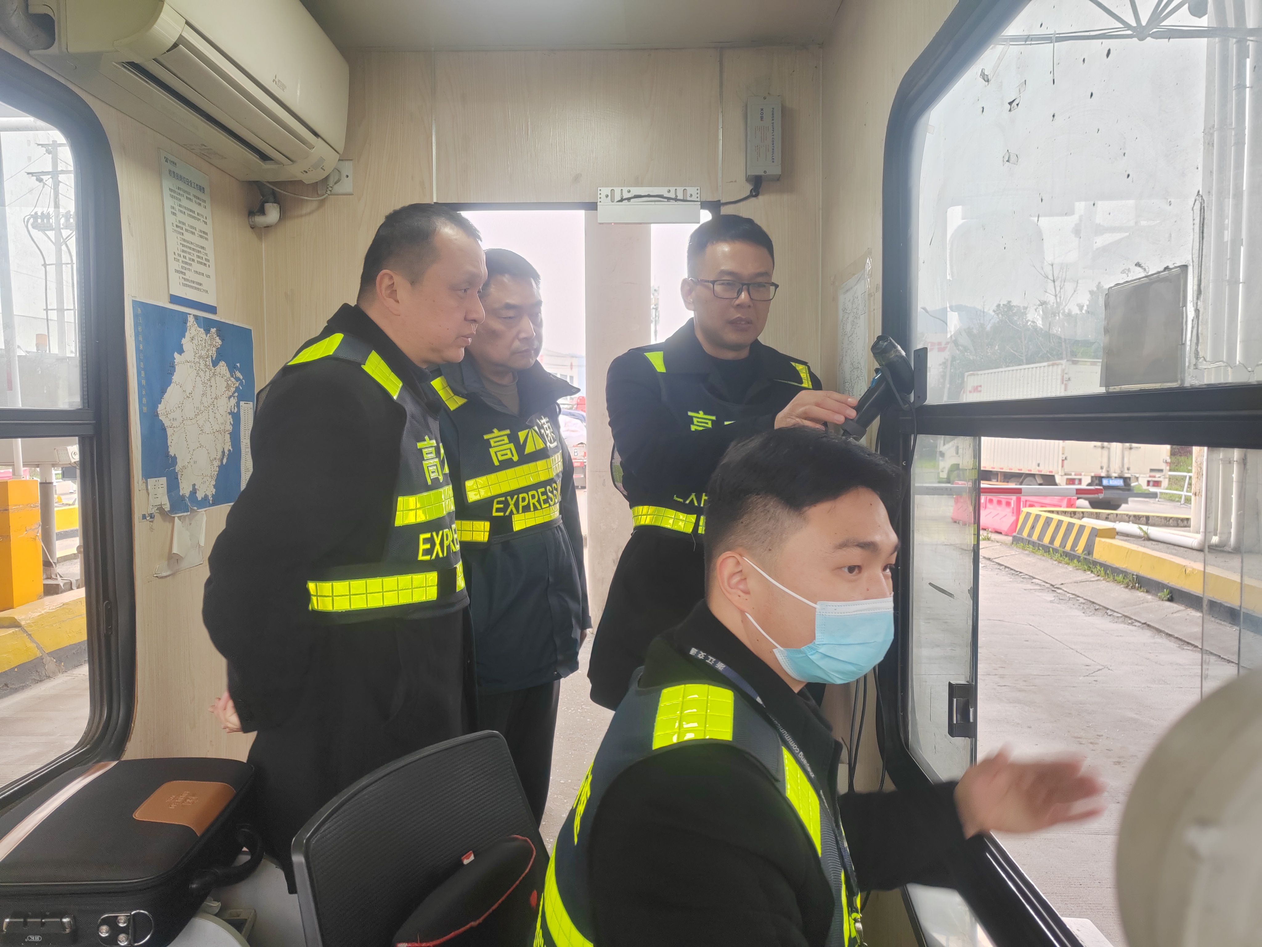 1710486766731457.jpg ac0e394335cf11054bb3af14f5f789f.jpg